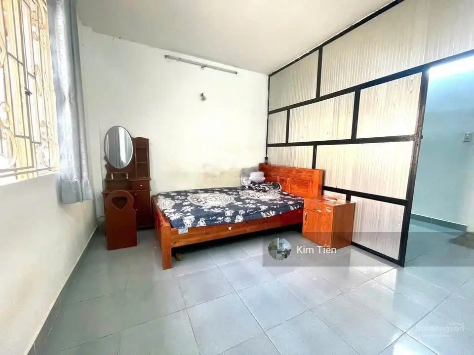 Ra nhanh nhà 1 trệt 1 lầu hẻm 1/ đường Rạch Ông Đồ Bình Chánh, nhà chính chủ miễn tiếp cò SHR