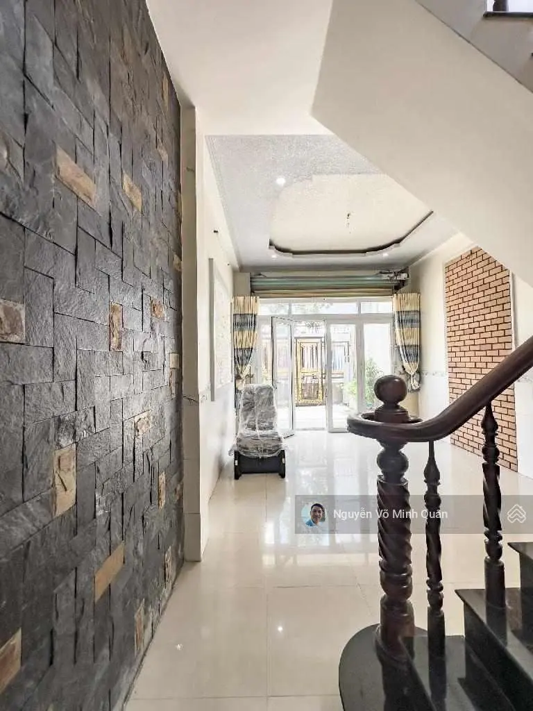 Biệt thự mặt tiền thị trấn Hóc Môn. Ngay chợ Hóc Môn. DT 11mx35m. 385m2. 3 tầng. Nhỉnh 12tỷ TL