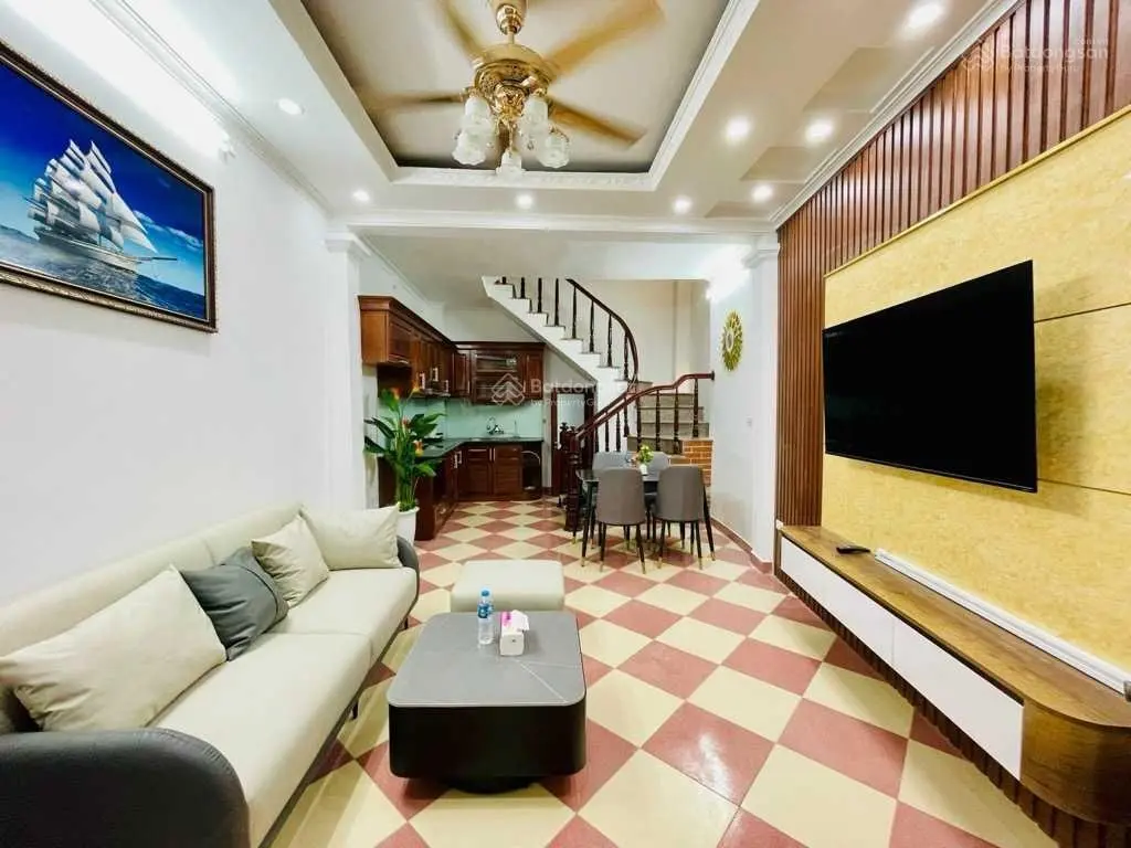 Bán nhà phố Vạn Phúc - Liễu Giai 43m2/48m2 - 5 tầng - 6.3 tỷ 0394 743 ***