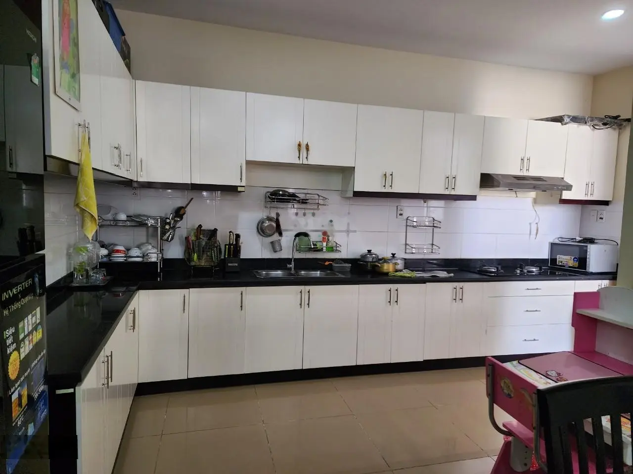Cần bán gấp CH Him Lam Nam Khánh Q8 DT 100m2, 2 phòng ngủ, 2WC, full NT, giá 3.3tỷ sổ hồng