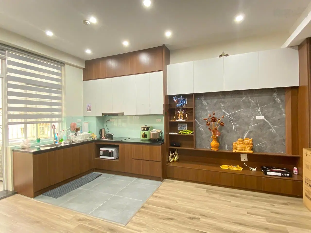 Bán ch 84m 3pn 2wc giá 5.5 tỷ đầy đủ nội thất tòa jsc 34 khuất duy tiến