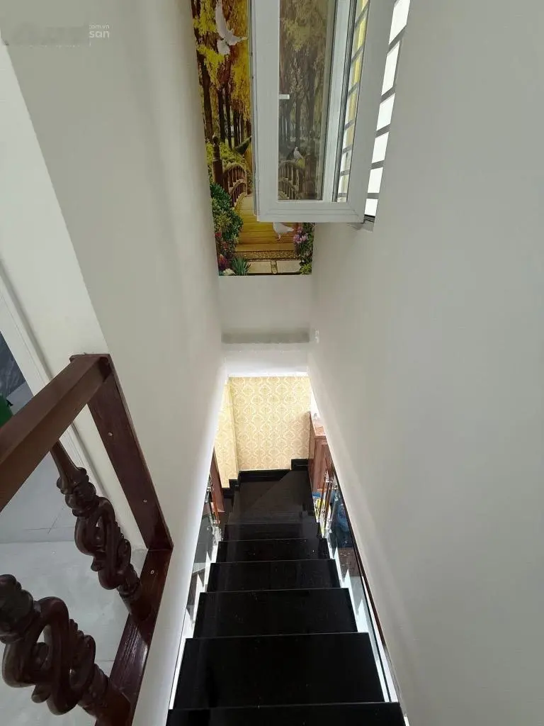 Bán gấp nhà riêng Miếu Bình Đông, BTân, 42m2, 2 tầng mới đẹp, hẻm xe hơi 5m thông, nhỉnh 4 tỷ.