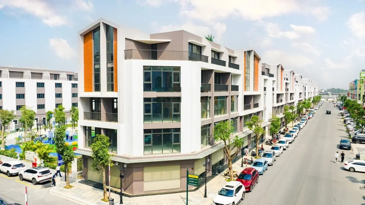 Quỹ căn chuyển nhượng giá rẻ Vin3. 78m giá 10ty đường to 20m