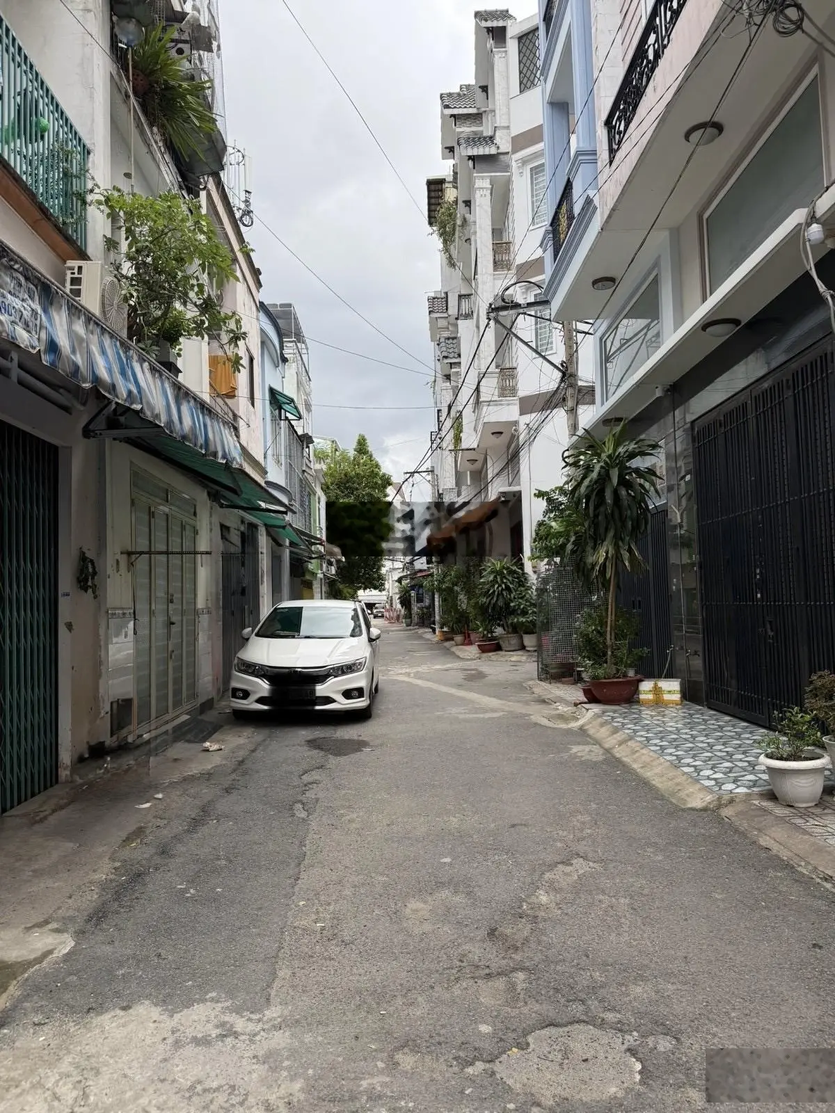 Tìm nhà tầm tài chính 4.x tỷ nhưng vẫn muốn ô tô đậu cửa? Huỳnh Văn Nghệ - Tân Bình.