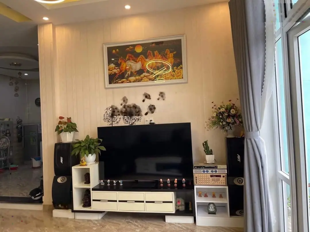 Chủ xử lý công việc Giảm bán gấp Nhà đẹp đường La Sơn Phu Tử, Đà Lạt 81m2 giá 5.8 tỷ