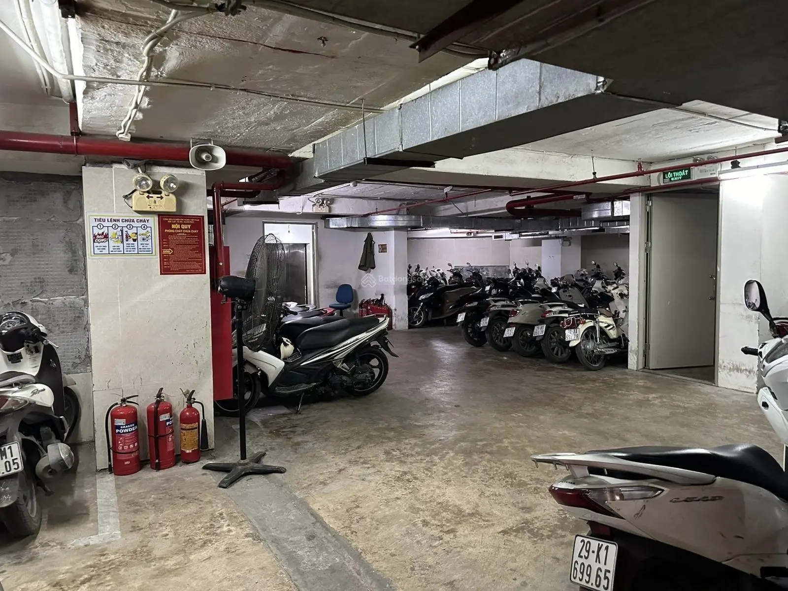 Bán nhà mặt phố Đại Cồ Việt, Hai Bà Trưng, diện tích 525m2, giá chưa đến 500 tỷ, liên hệ 0985 590 ***