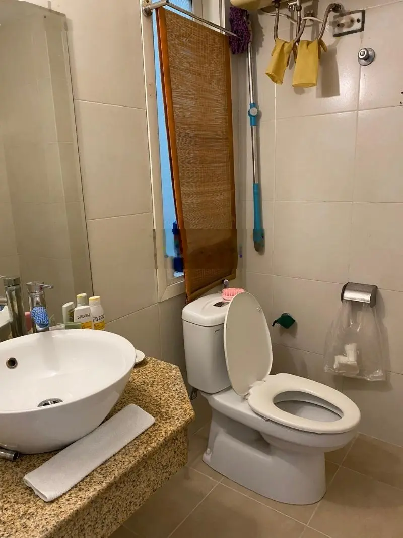 Căn nhà 5 tầng ngõ Từ Hoa-Hồ Tây bán, nhà có 7 ngủ sát Hồ Tây, ngõ đẹp