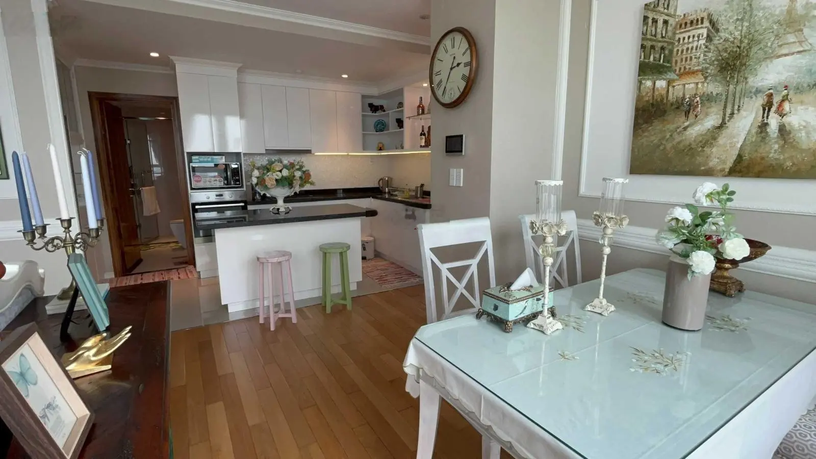 Bán căn góc 87m2 gồm 2PN/2WC Leman Luxury, tầng cao view, nhà mới, nhận nhà ở ngay. LH 0934 004 ***
