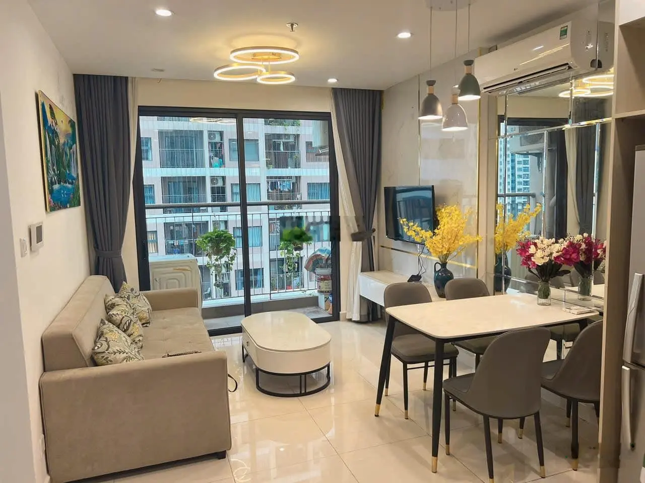 Không có nhu cầu sử dụng chủ nhà gửi bán căn hộ 1PN+1 47m2 chỉ với 2,1 tỷ tại Vinhomes Ocean Park