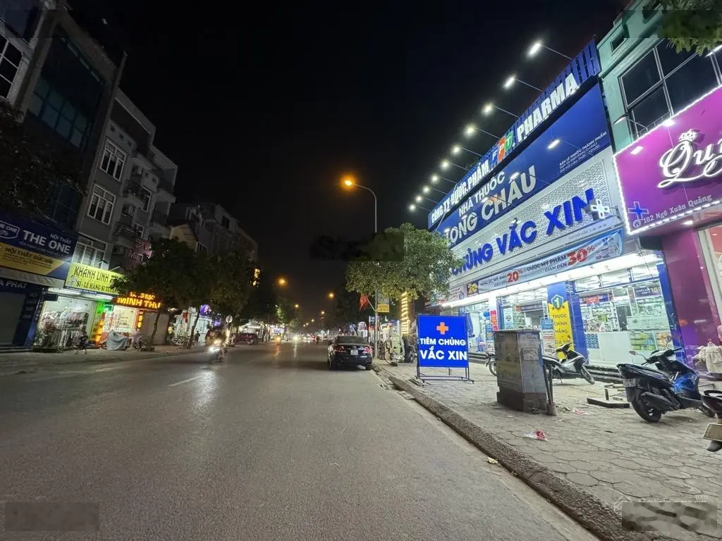 Trung Tâm - Ngô Xuân Quảng - 6 tầng mặt phố - Thang Máy+ Nội Thất Đẹp* ở - Kinh Doanh - cho thuê