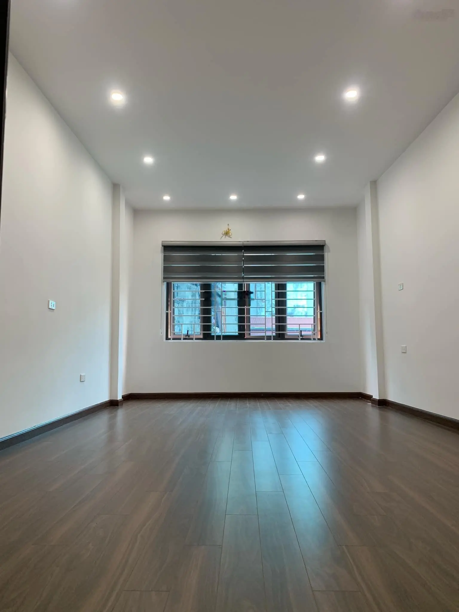 Bán nhà đại mỗ- ngõ ô tô -35m2- 5 tầng- 2 thoáng-ngõ ô tô- ở sướng- dân trí cao-tiện ích -ngập tràn
