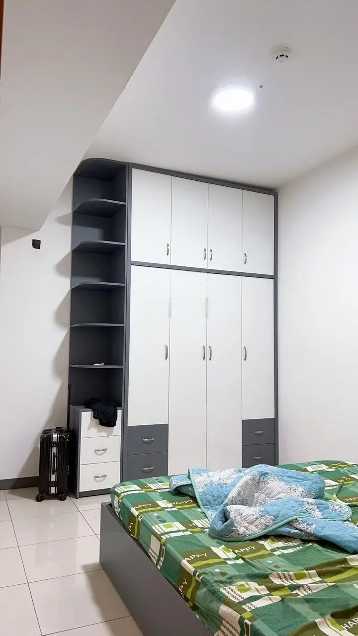 Chính chủ cần bán căn hộ Imperial Place 2PN 1WC giá 1,650 tỷ