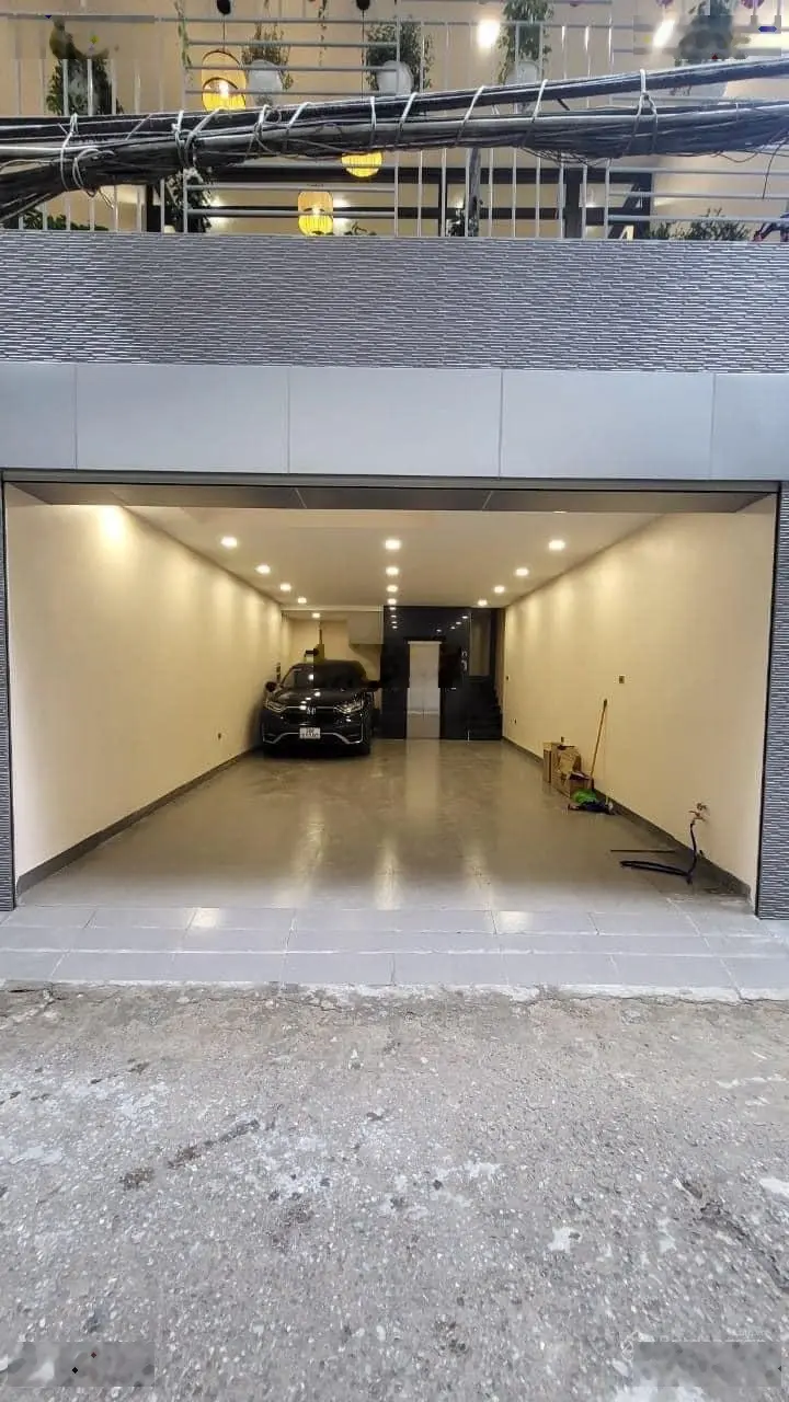 Bán nhà PL 2 ôtô tránh - phố Trương Định - ngay TTTM Chợ Mơ ô tô vào nhà - thang máy 57m2 x 16.3 tỷ