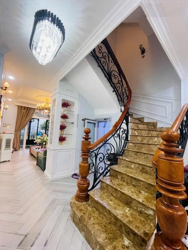 Biệt thự nghỉ dưỡng gò vấp 120m2 ngang 6m HXH 8m Thông - chỉ 12, x tỷ
