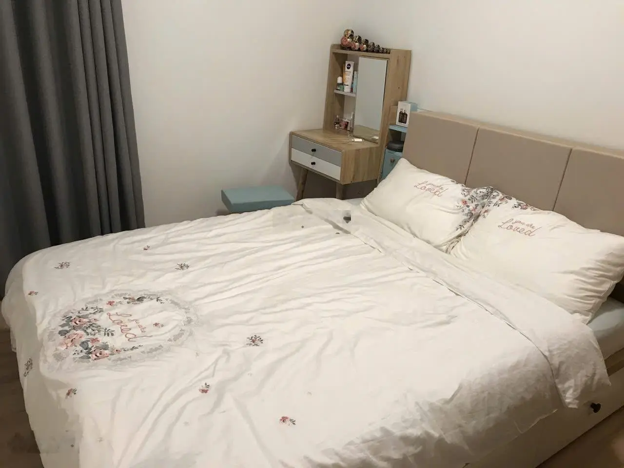 Chính chủ gửi giá bán nhanh Hausneo căn 55m2, 1PN + , full nội thất, giá 2,25 tỷ, pháp lý sổ hồng