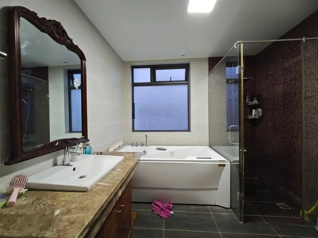 Bán bt gamura. lô góc 3 thoáng, dt,191m x 4 tầng. 5 ngủ. wieu vườn hoa. sổ vuông. giá, 59 tỷ