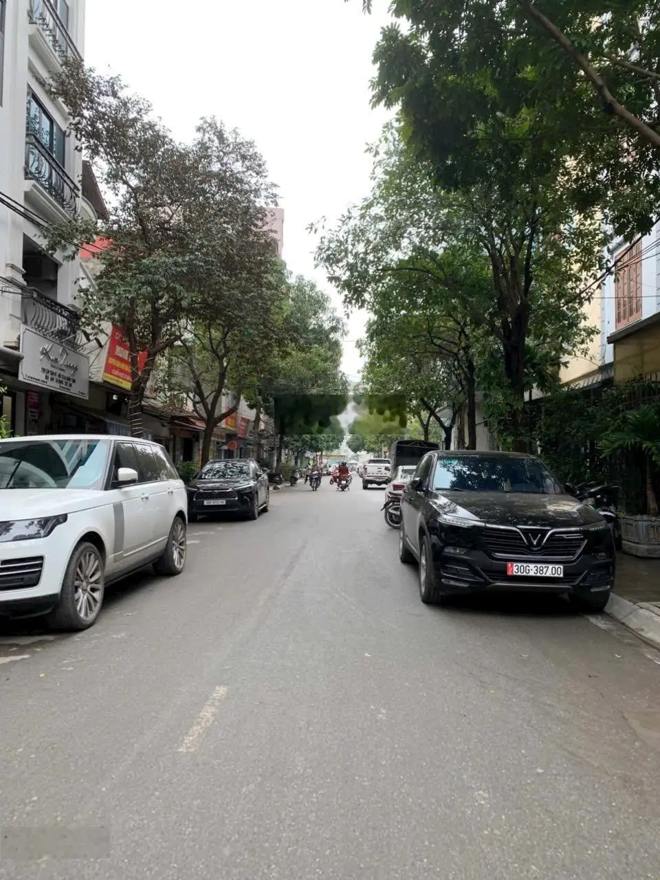 Mỹ đình ii, biệt thự thang máy, hầm để xe, đường ô tô tránh, 2 thoáng nhỉnh 38 tỷ lh 0824564222