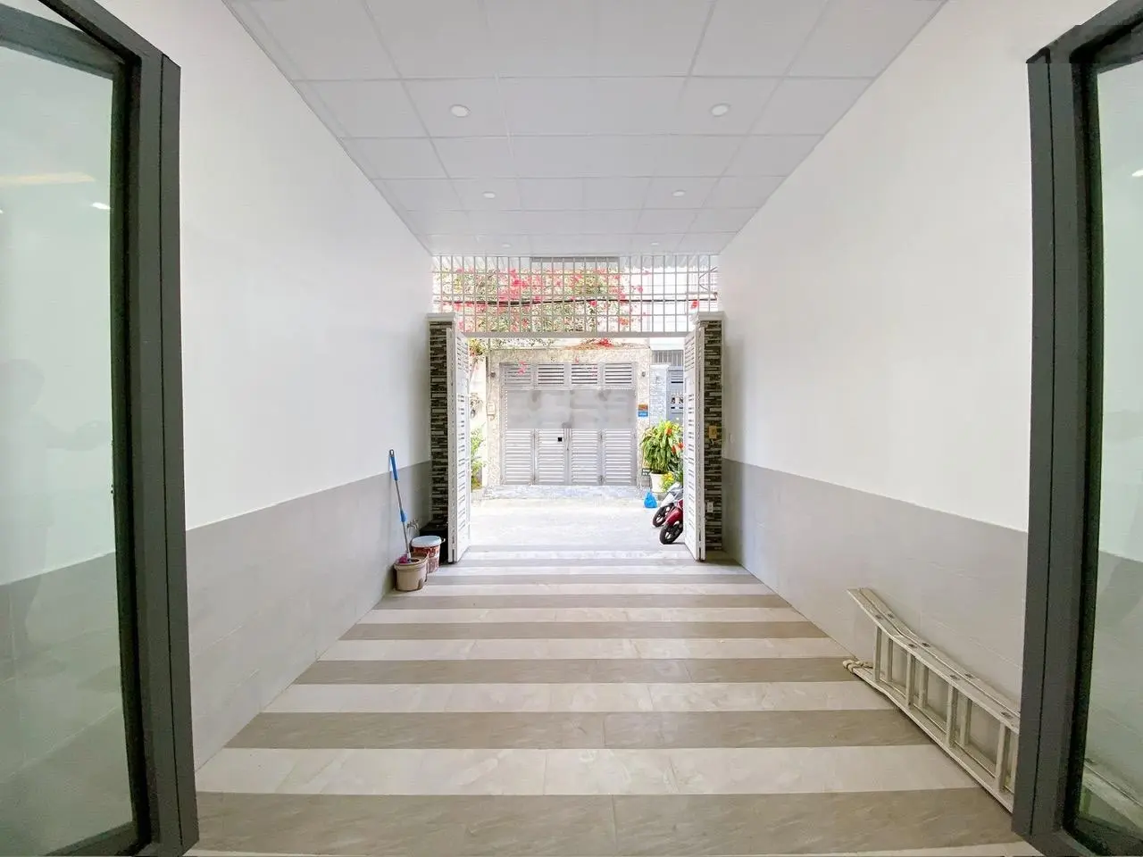 Bán NR 4PN, 5WC, 80m2 tại Đào Tông Nguyên, 6,8 tỷ VND