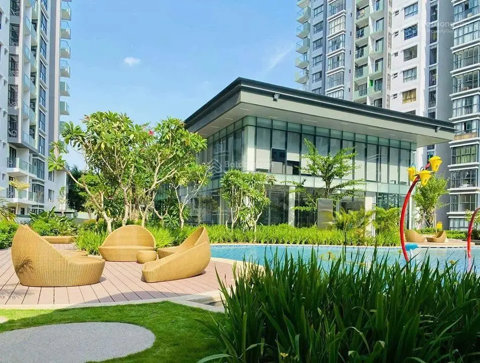 Chuyên bán căn hộ khu Emerald Celadon City 3 phòng ngủ, view công viên, lầu đẹp, giá tốt nhất dự án