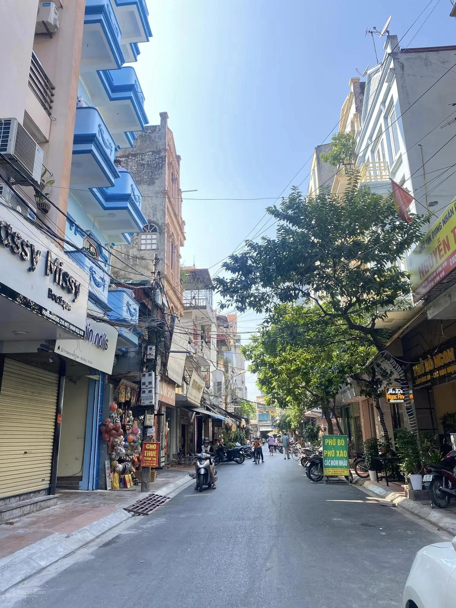 Bán đất lô góc Hoàng Hoa Thám, 56m, MT 5.6m, sát phố, cách ô tô 5m, giá chỉ 9.2 tỷ!