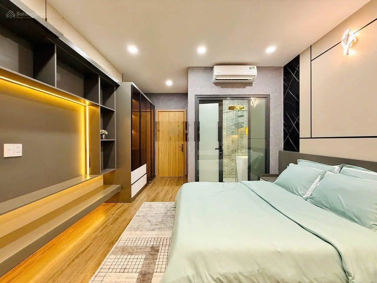 Chính chủ cần bán gấp nhà Đ.CMT8,P12,Q10 giá 3TỶ950/63,8m2 thuê 28tr/tháng gần Công trường Dân Chủ