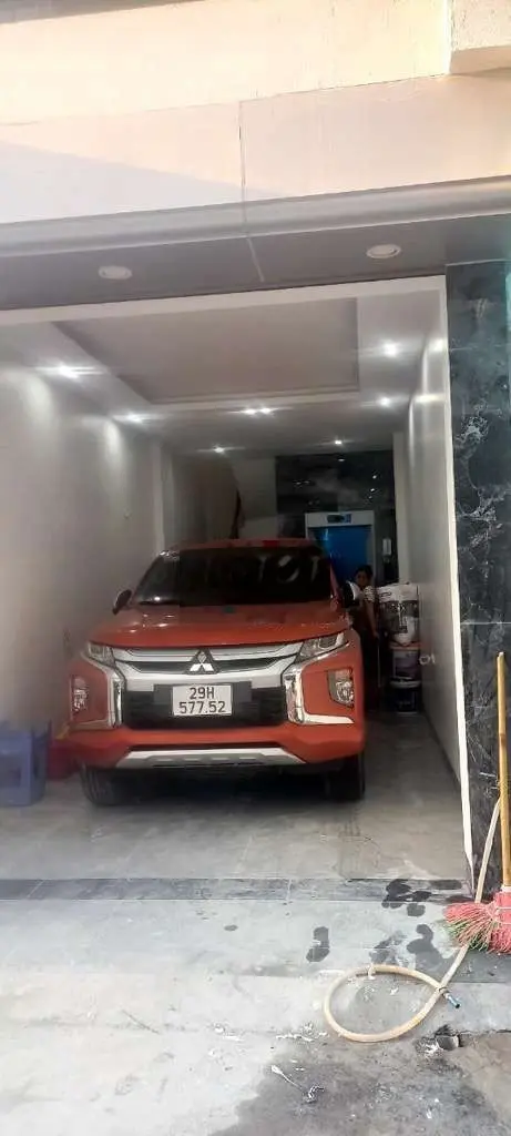 SIÊU HIẾM -THANG MÁY - GARA - PHÂN LÔ 918 PHÚC ĐỒNG