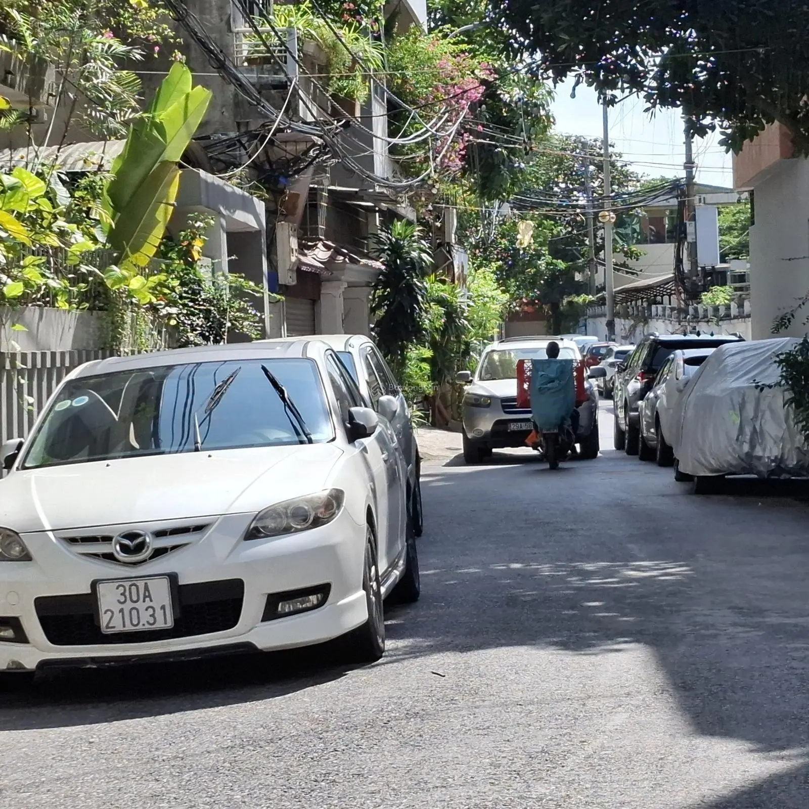 Anh bạn nhờ bán đất 110m phố trạm kinh doanh - 5 phút sang phố khu vực bậc nhất long biên.