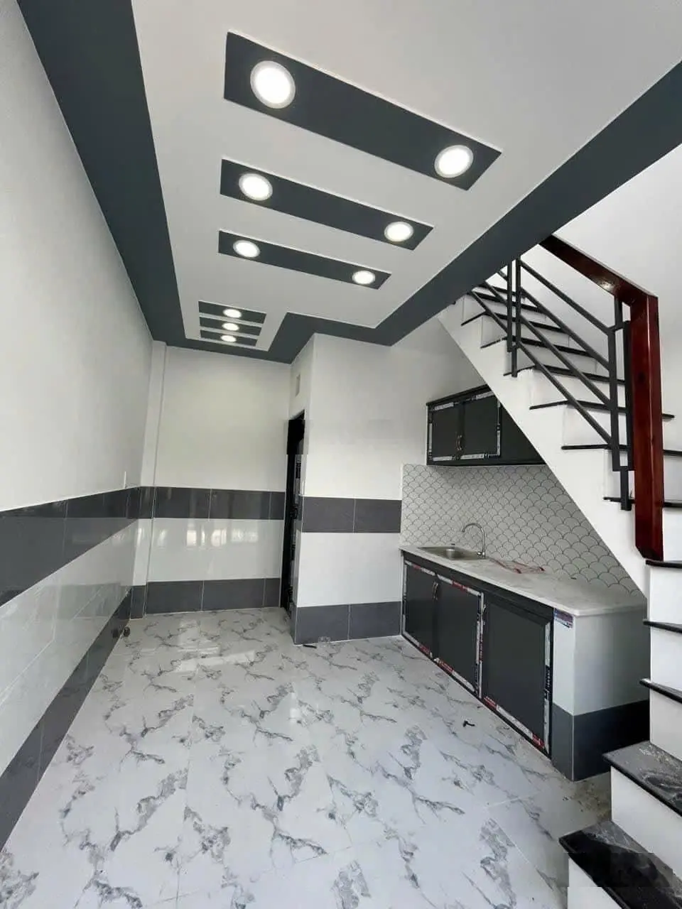 Bán dãy trọ mới xây hiện đang thuê full phòng 170m2 Huỳnh Văn Trí gần Trường THPT Bình Chánh, SHR
