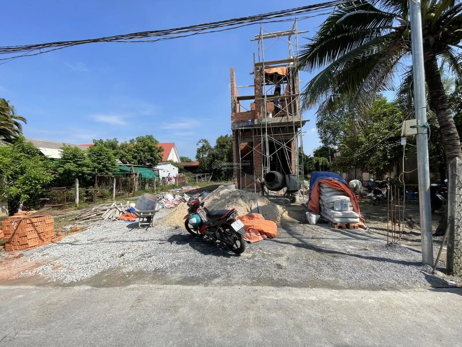 Nhà ở khu đẹp chợ Tương Bình Hiệp