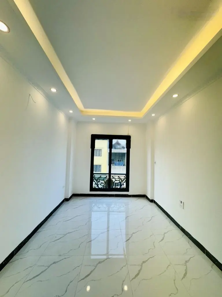 Bán nhà Khu Yên Sở - Tam Trinh, 41m/5 tầng mới Kính Koong, Chỉ Nhình #6TỶ còn thương lượng mạnh