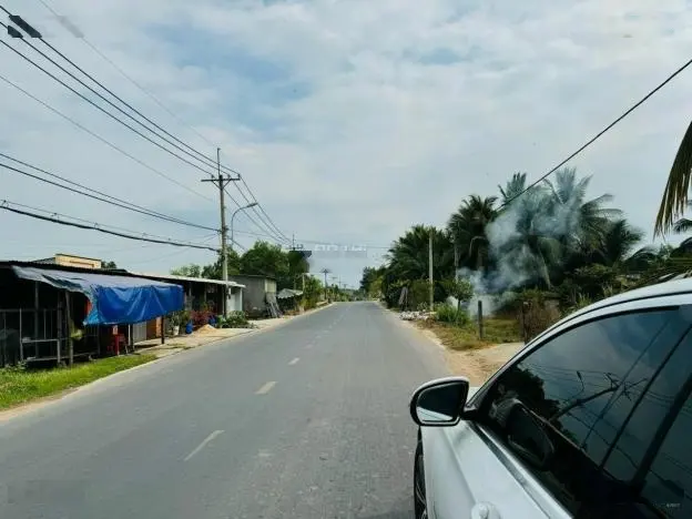 Bán lô đất tặng căn nhà MT đường nhựa Trung Lập, dt 233m, có 82 thổ cư, xã Trung Lập Thượng