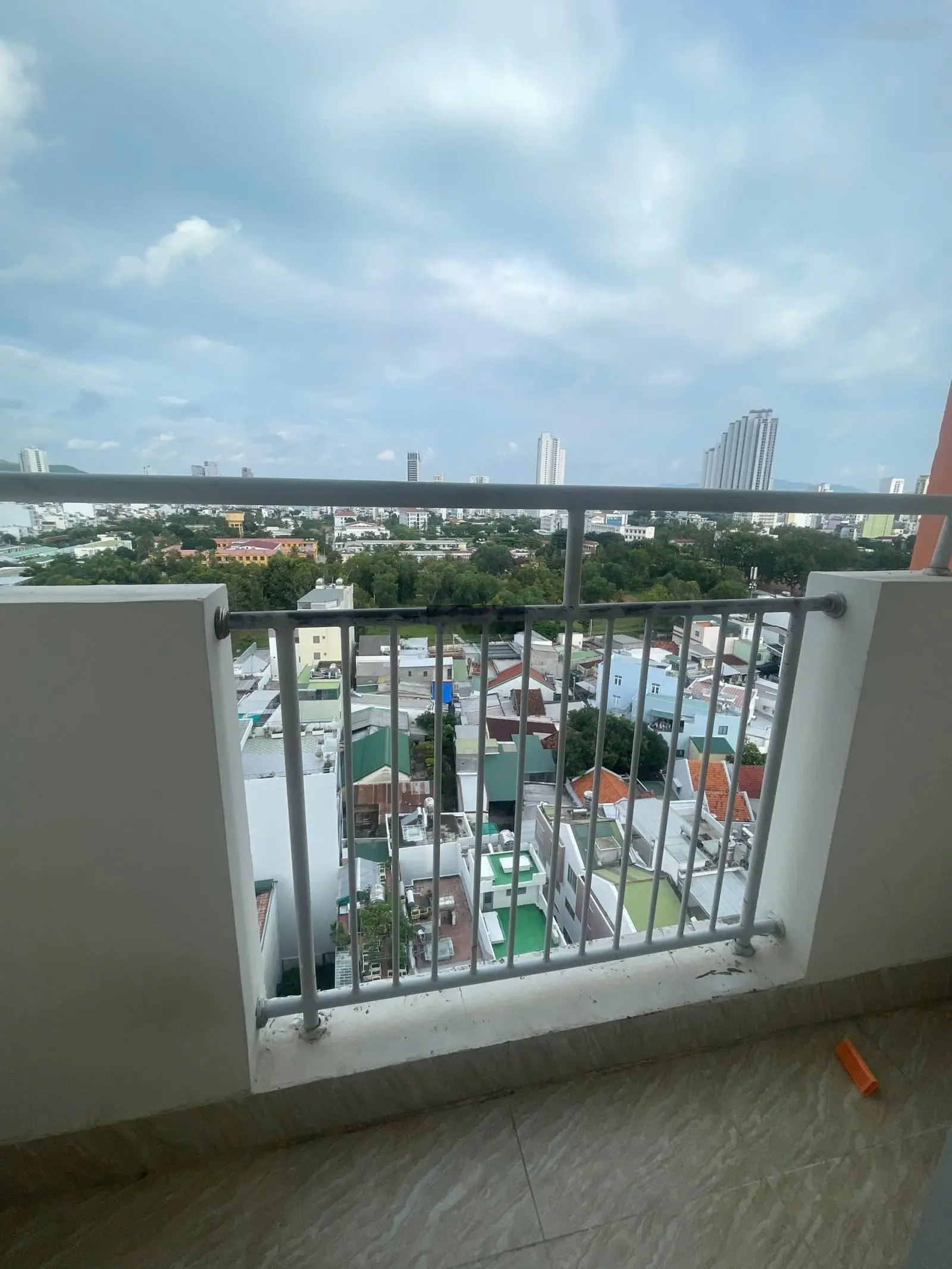 Đã có sổ đỏ căn view biển cần bán gấp