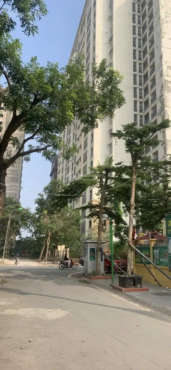 Bán Biệt Thự Pháp Vân, Trần Thủ Độ, Hoàng Mai, 286m, 3T, mặt tiền 13, sổ đỏ đẹp, giá 45 tỷ.