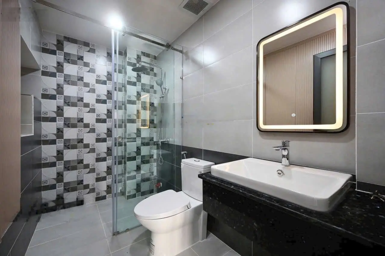 Cần bán gấp nhà Đ.Mạc Đĩnh Chi,Đakao,Q1 giá 5Tỷ050/80m cho thuê 34tr/tháng gần công viên Lê Văn Tám