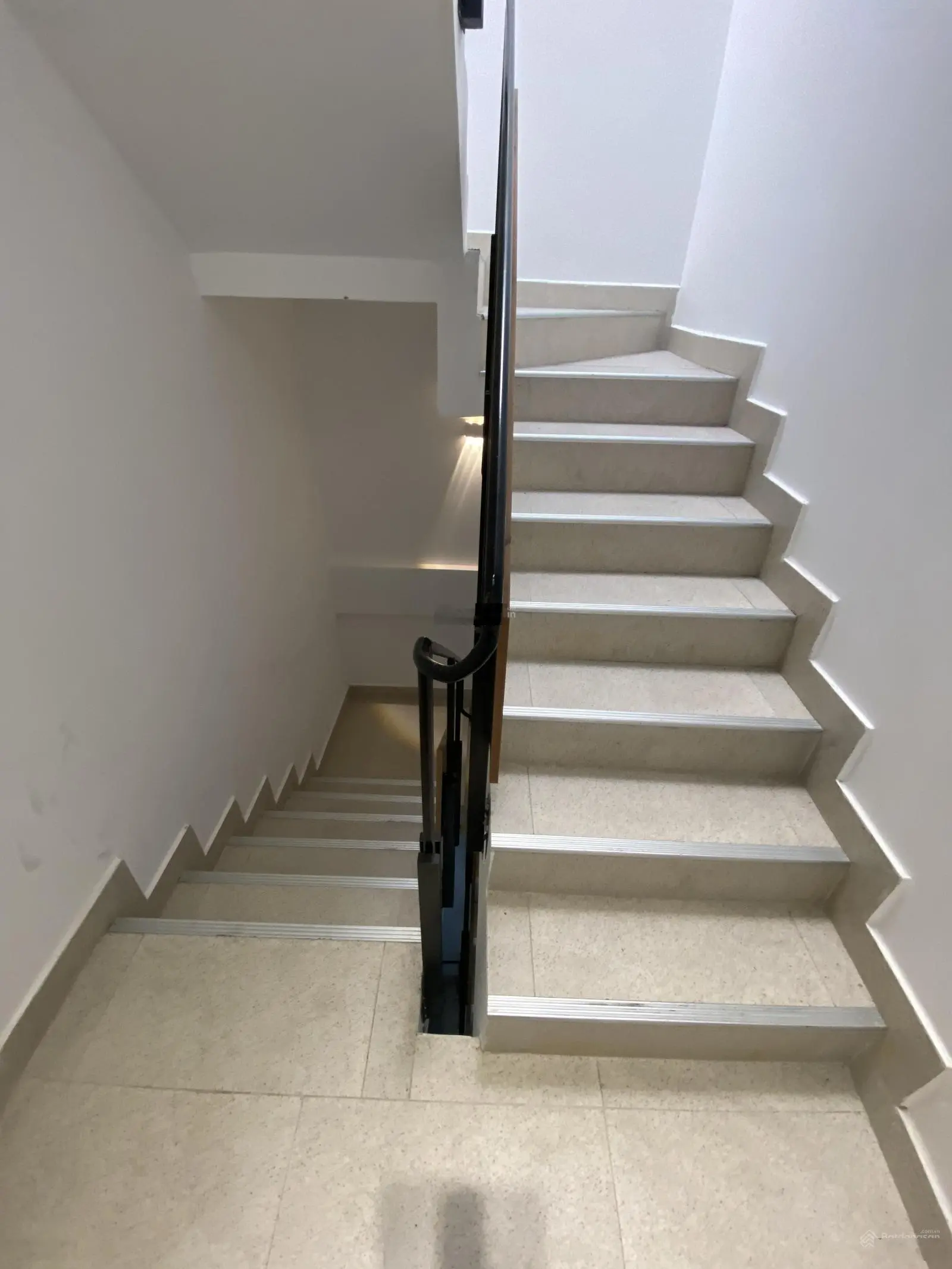CHDV 3 tầng, 162m2 - ngang 6m, công nhận đủ, TN 60tr/th, cạnh Phú Mỹ Hưng, Quận 7