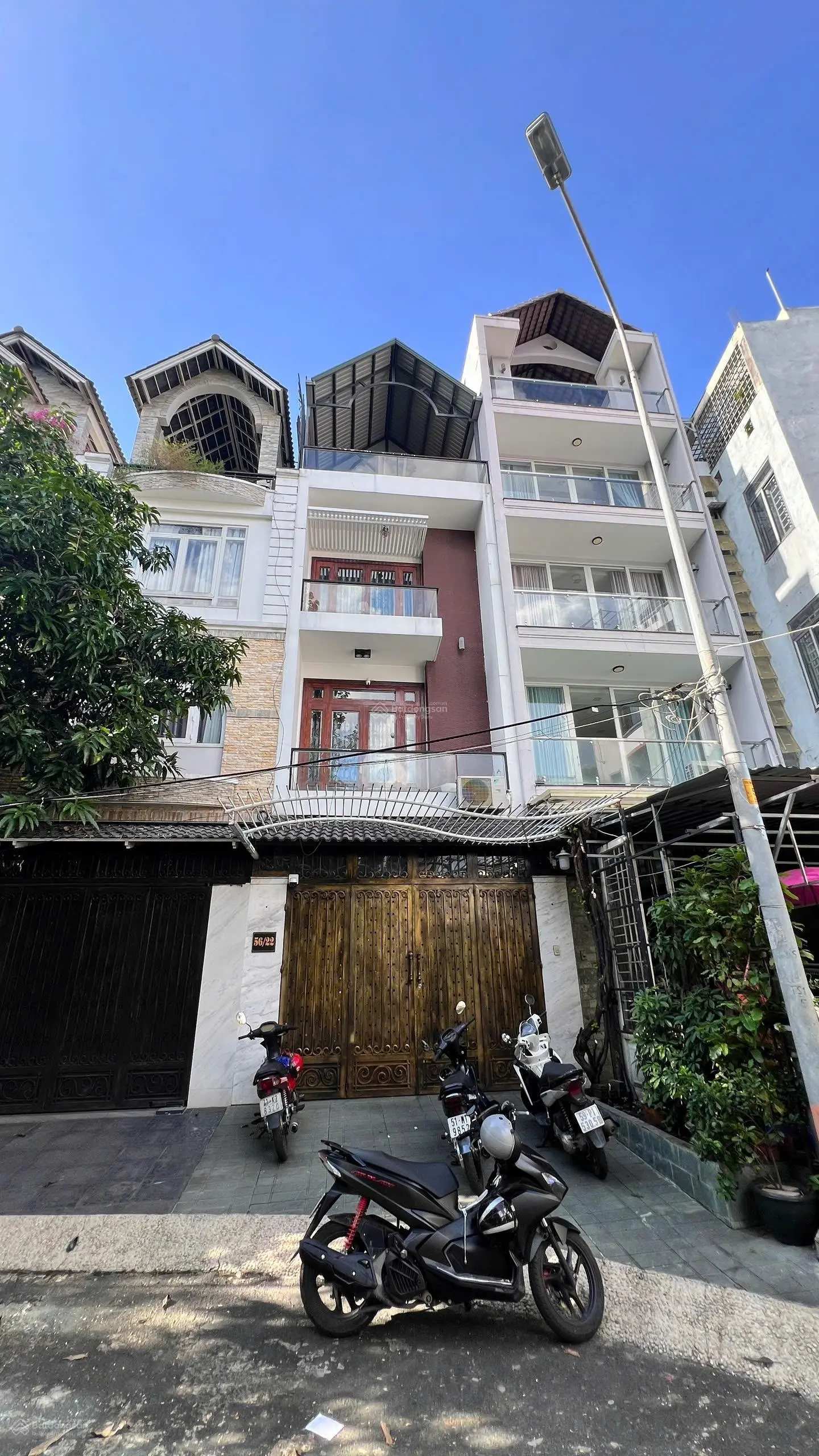 Nhà VIP 1 trệt 2 lầu tại Nguyễn Văn Săng 94.5m2 P Tân Sơn Nhì, Tân Phú