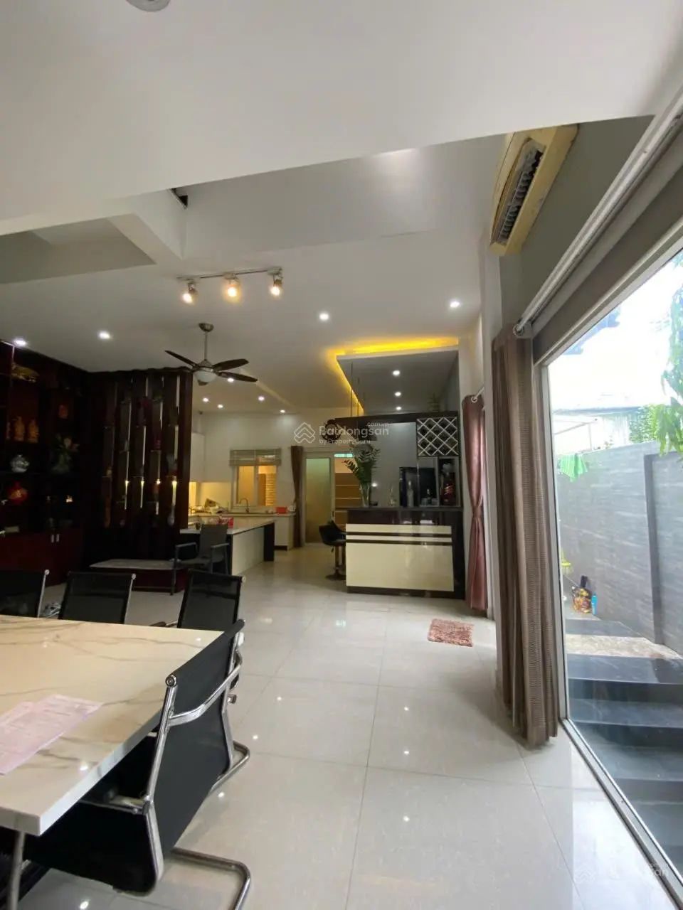 Bán nhà KDC Đại Phúc 5x22m. Trệt, 2 lầu. Sân thượng. Đường 12m. Giá 11tỷ5