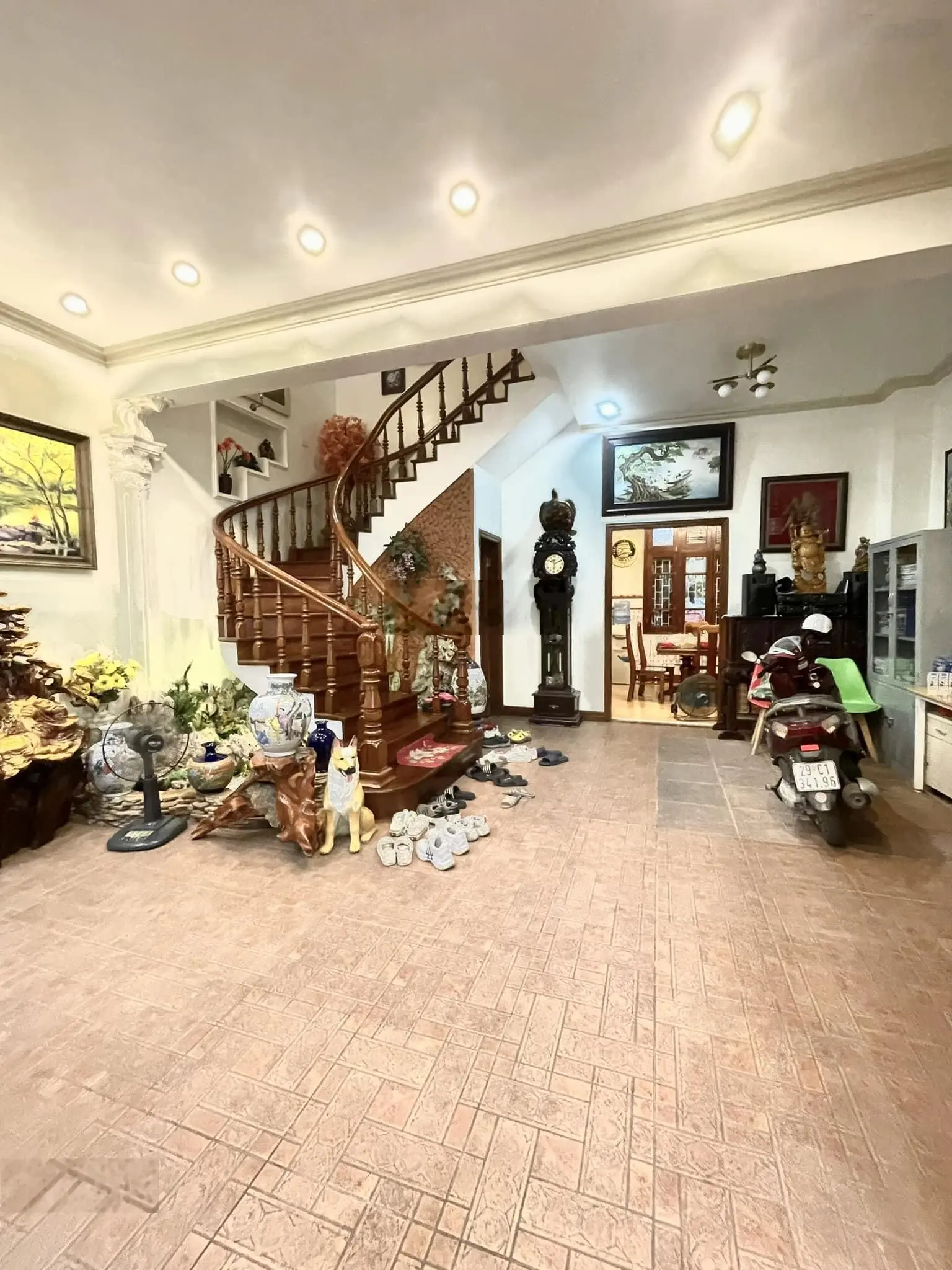 Bán nhà riêng tại Nguyễn Khuyến, Văn Quán, diện tích 83m2, giá 16.2 tỷ, liên hệ 0985 590 ***
