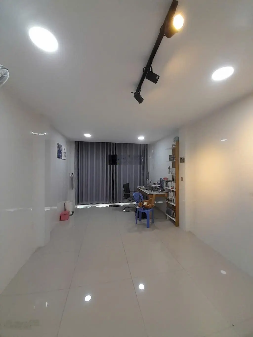Bán nhà mặt tiền, 2 căn liền kề, Lề 5m, 12 PN, 9WC, sổ hồng riêng, Bình Thới, Quận 11
