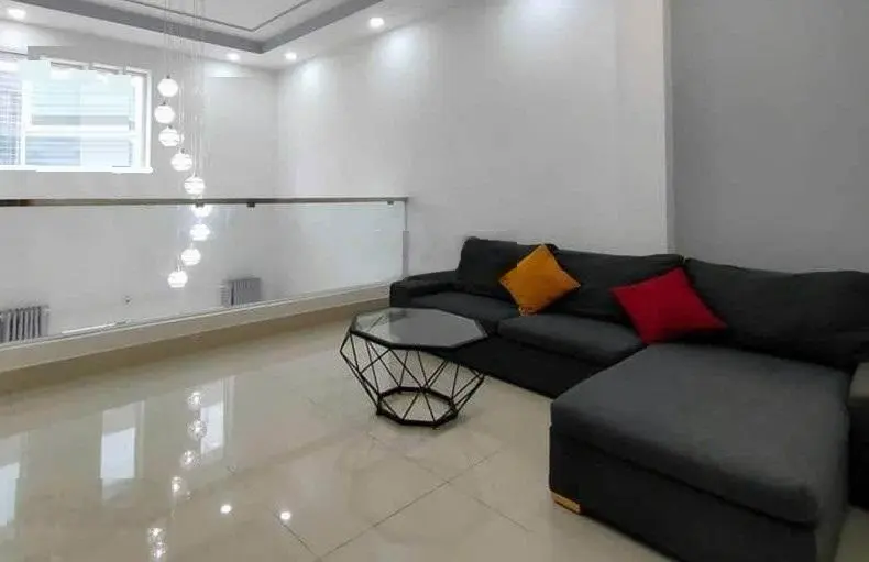 Bán Nhà ôtô đậu sảnh, Huỳnh Văn Bánh, DT: 63m2 (4,1m x 16m), 3 lầu, giá 11,9 tỷ