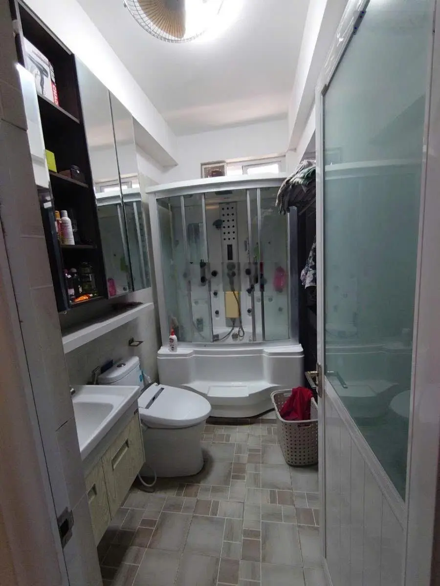 Bán tòa apartment mặt phố hồ trúc bạch, ba đình, dt 140m2, 9 tầng, 2 thoáng, giá 65 tỷ