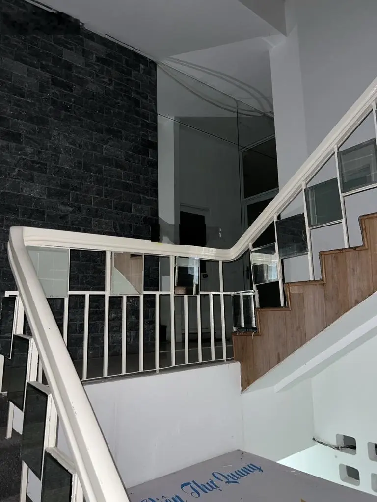 Bán nhà mặt phố KD đường 3/2 Q10, 3 tầng, 4m nở hậu, 58 tỷ (TL) pháp lý chuẩn, dòng tiền 1 tỷ/năm