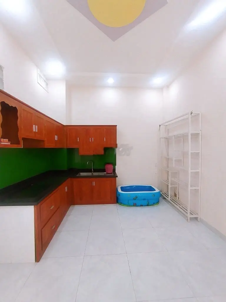 Bán nhà mặt tiền giá 5,38 tỷ, diện tích 100 m2, tại Linh Xuân, Thủ Đức