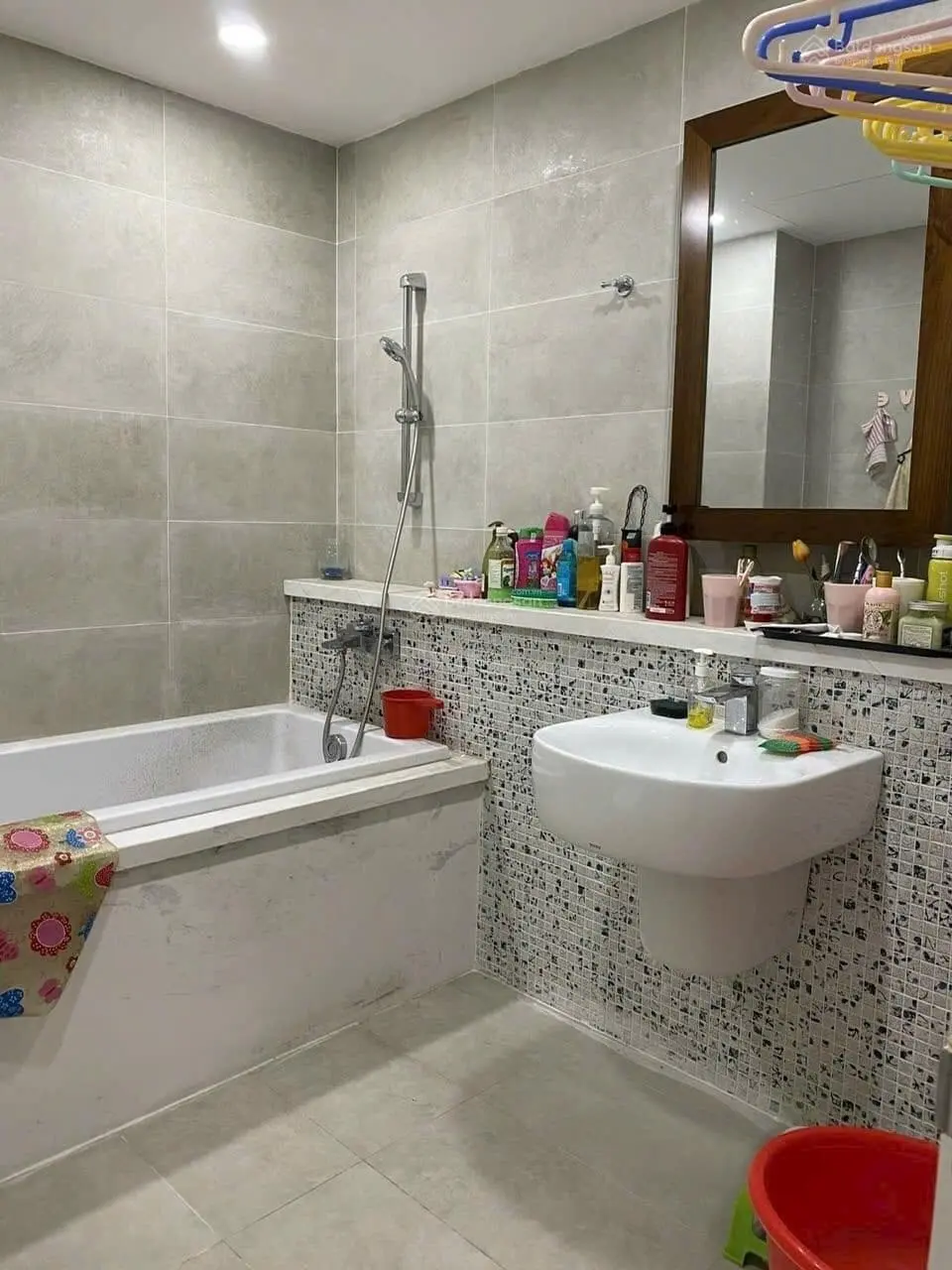 Đi nước ngoài bán gấp nhà hẻm xe hơi Vườn Chuối, Phường 4, Quận 3. Giá chỉ 4,1 tỷ. 0906 806 *** Ngân