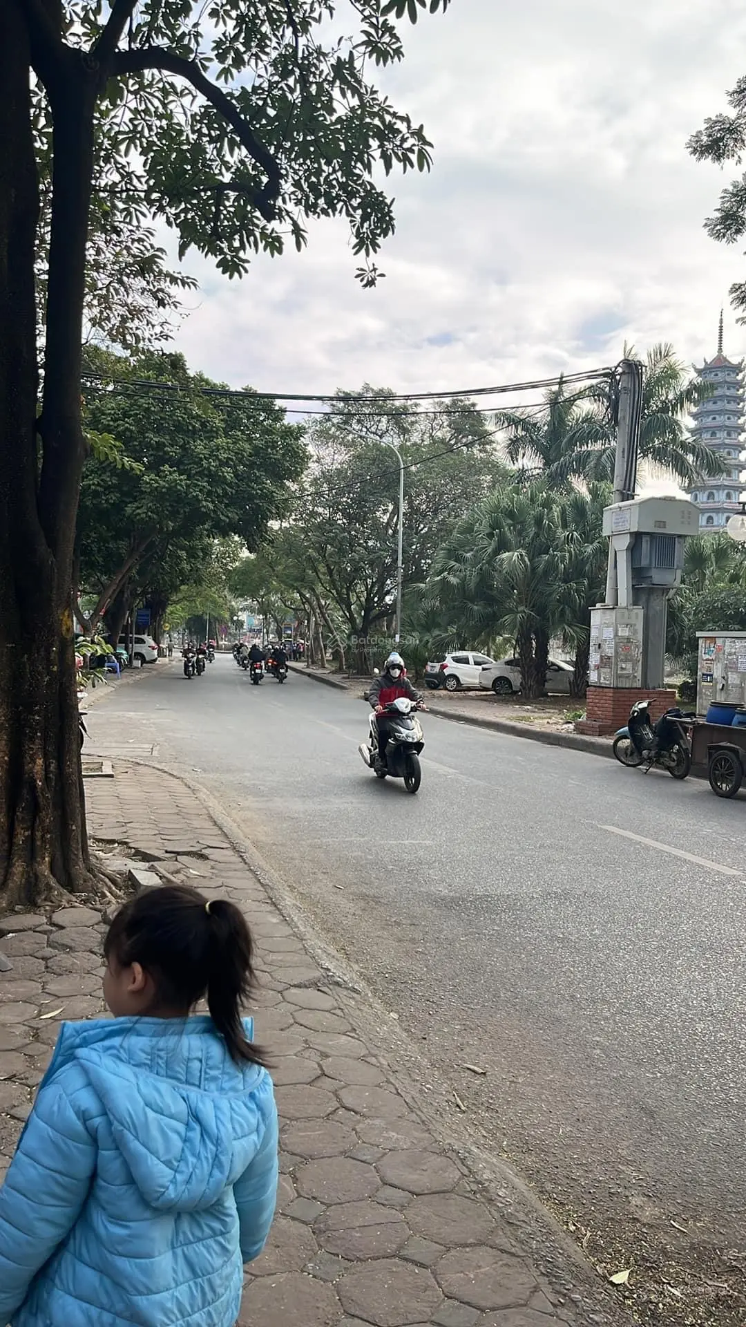 Bán đất tặng nhà khu giao thoa quận hà đông - thanh trì gần công viên chu văn an & đt manor central