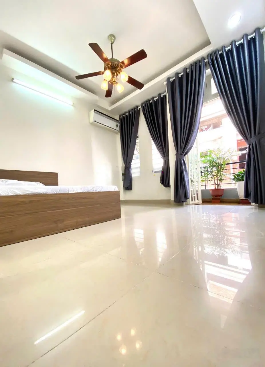 Siêu Phẩm Khu Víp Vườn Hoa P. 2 Phú Nhuận - 4tầng 62m2 (DT 4.2x16m) HXH 7 Chỗ Vào Nhà. 13 tỷ