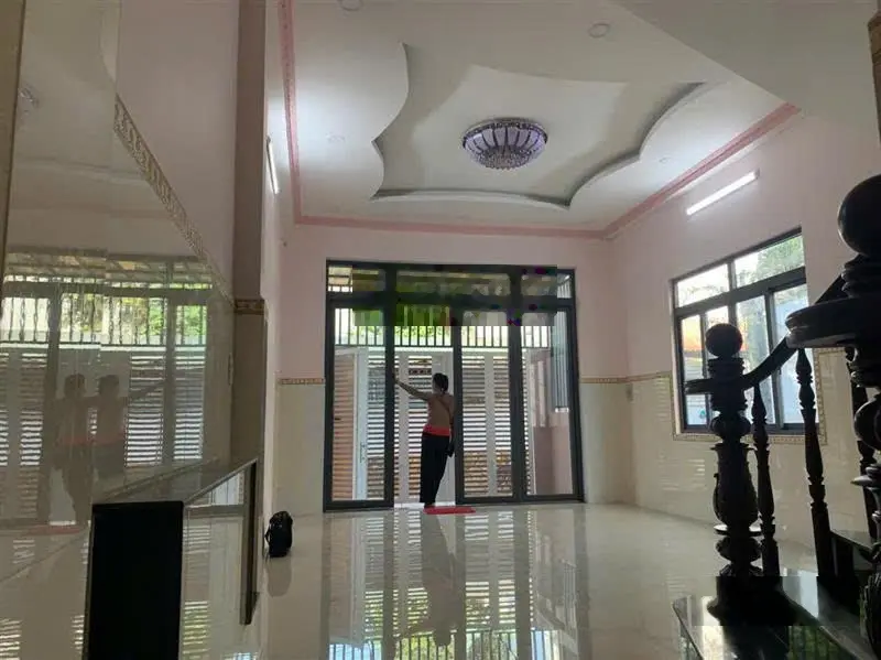 Bán nhà 165m2 ngang 10.5m - 11,5tỷ - gần Ga Metro Thủ Đức khu vip P Hiệp Phú
