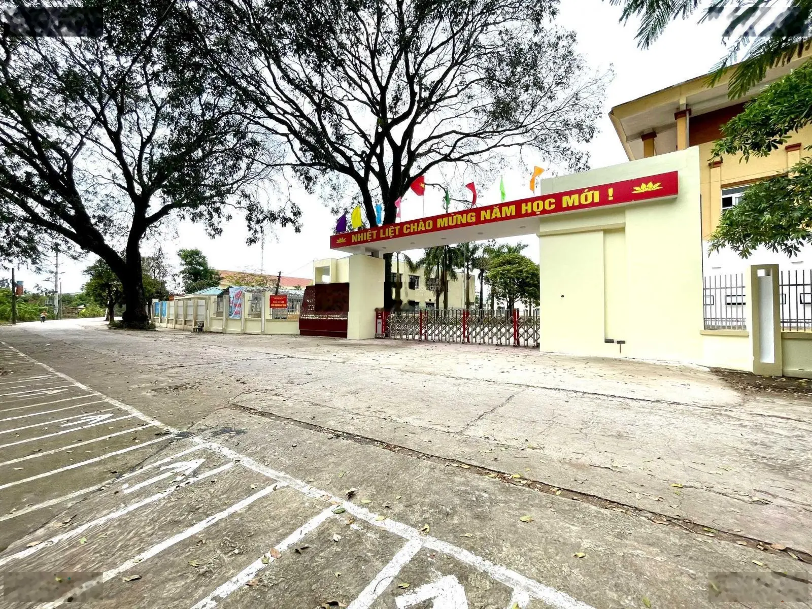 50m đường ô tô thông nhỉnh tỷ - giá đầu tư nét liên hệ e