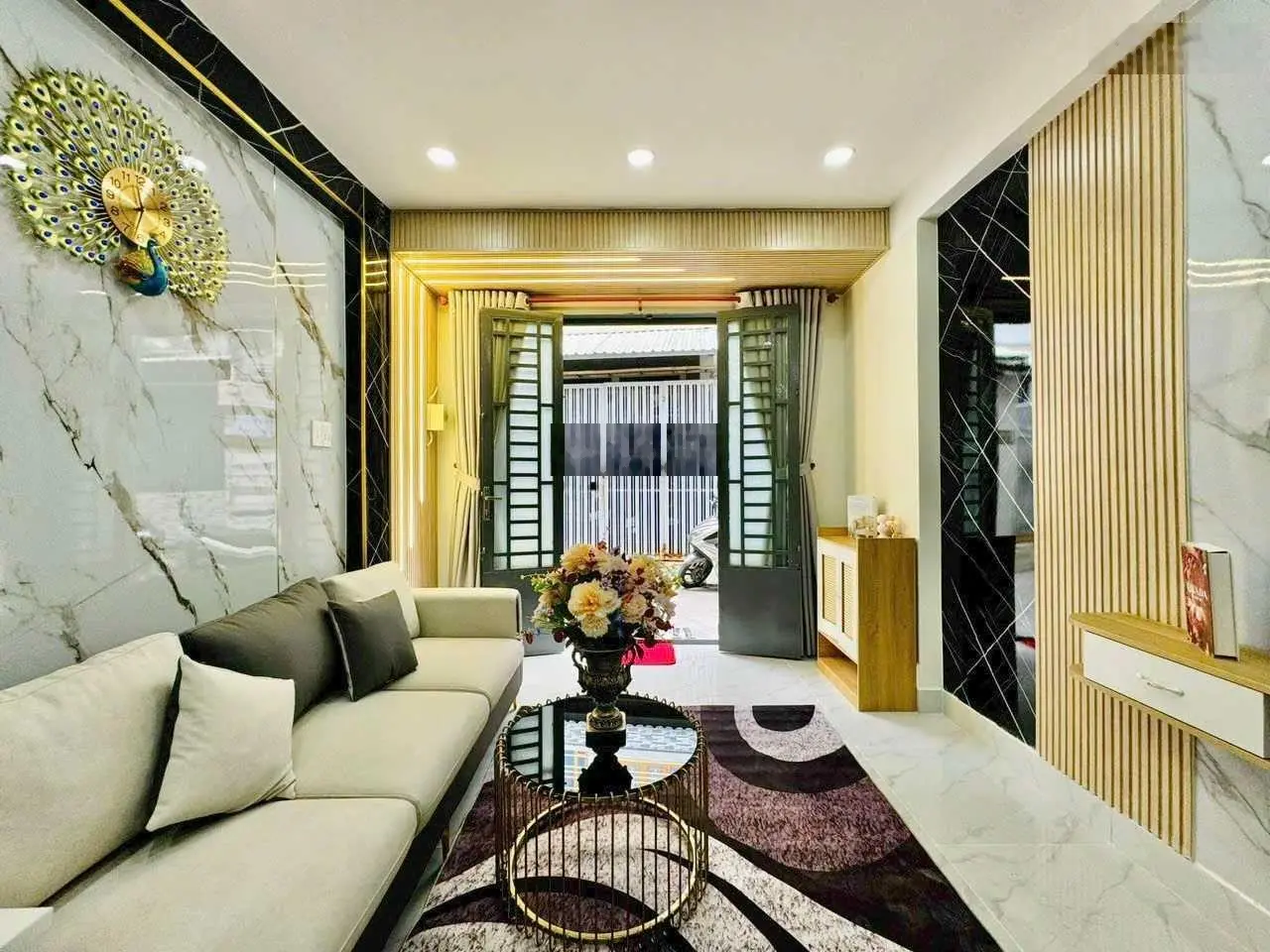 2,4 tỷ còn 2,2 tỷ. Bán gấp nhà 52m2, xây 1 trệt 2 lầu Nguyễn Suý - Gần chợ Tân Hương, hẻm 5m sổ sẵn