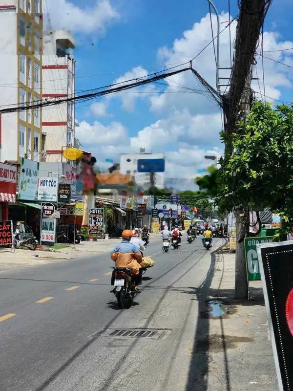 Mặt tiền kinh doanh Thạch Lam, 11.5m x 17.5m, cấp 4, P. Phú Thạnh, Q. Tân Phú thu nhập 45tr/th